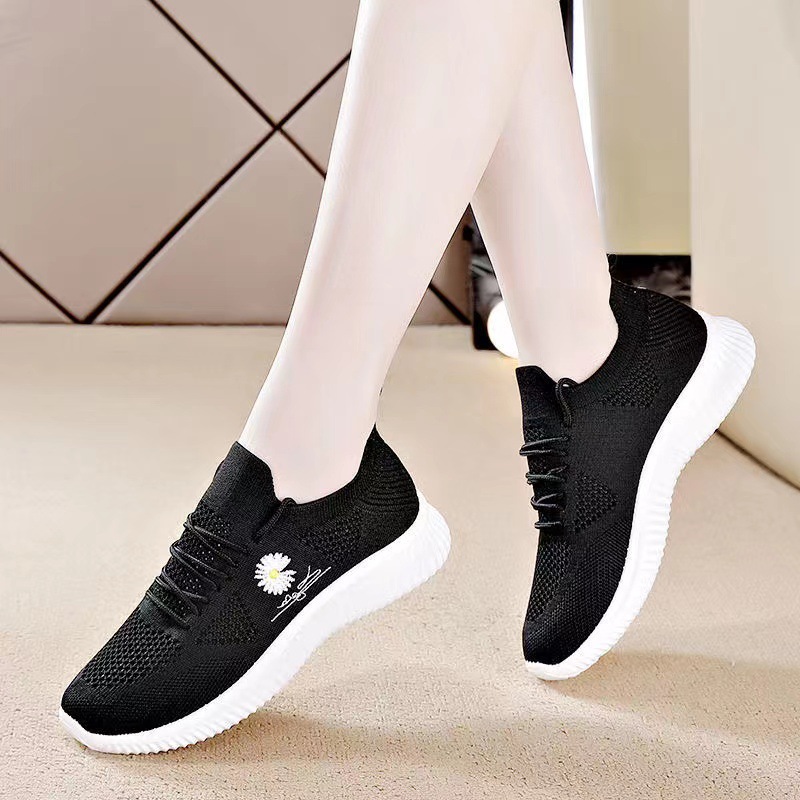 New Spring and Summer Women's Fly-Knit Sneakers Fashion All-Match Running Casual Shoes Mesh Breathable Casual Students' Shoes