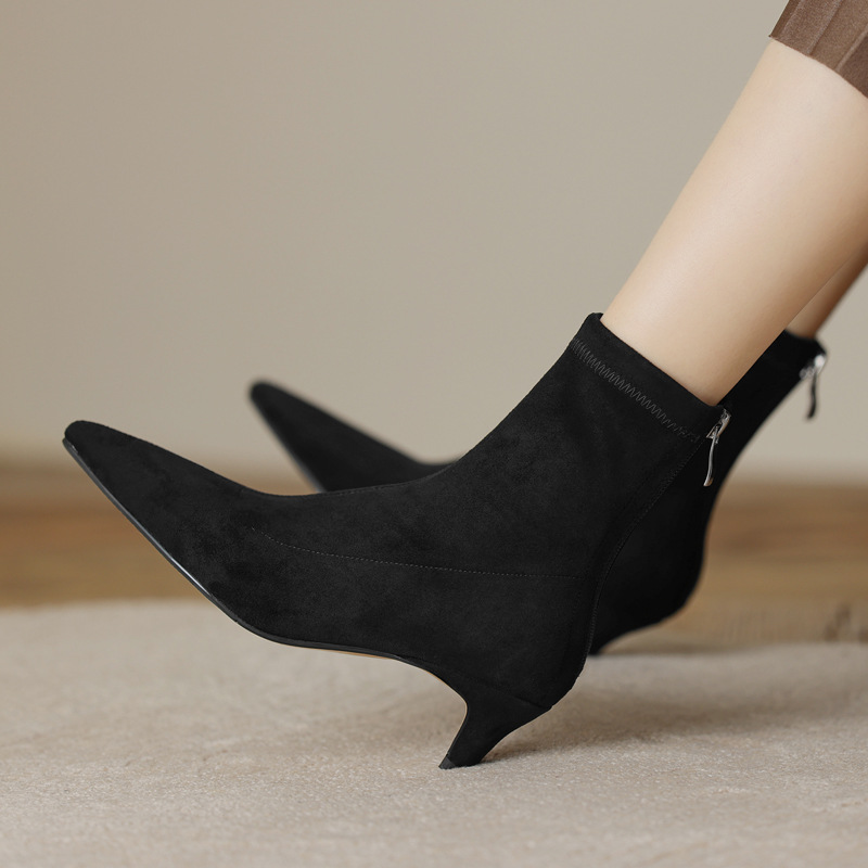 优雅小猫跟瘦瘦靴2023秋冬新款细中跟尖头绒面ol弹力短靴女42