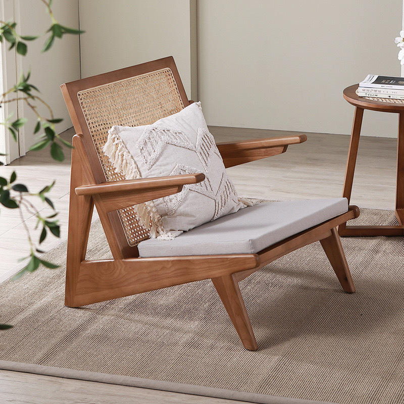 北欧藤编椅子餐椅靠背椅家用休闲单人沙发椅实木懒人藤躺椅ins