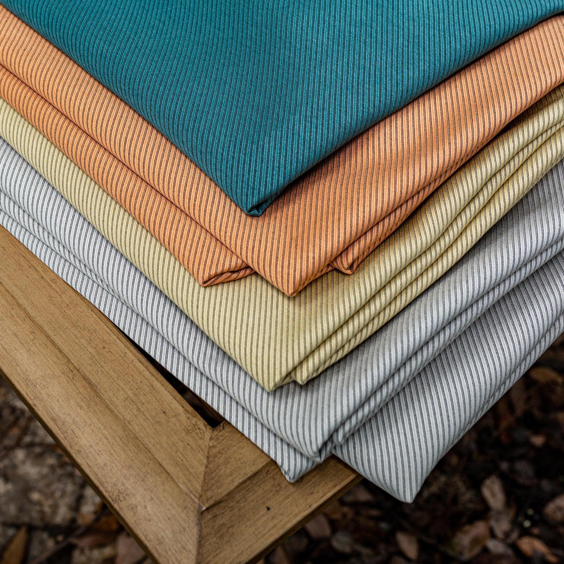 厂家批发高精密黑丝遮光布窗帘布北欧线条物理遮光布料安全防晒