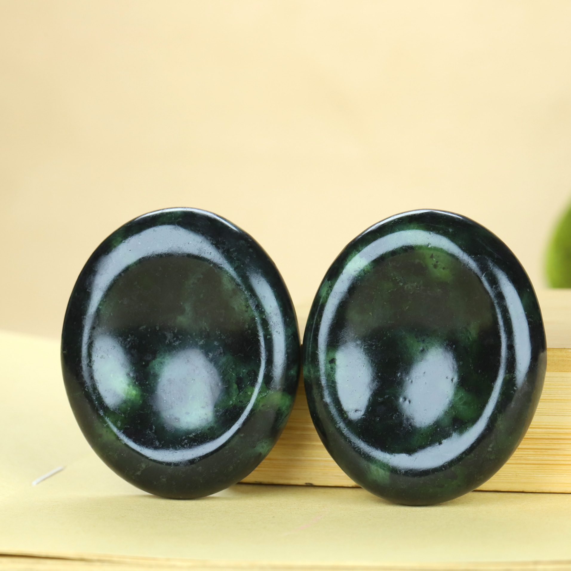 西藏藏玉天然药王石眼罩按摩刮痧热敷去黑眼圈睡眠眼贴美容仪货源