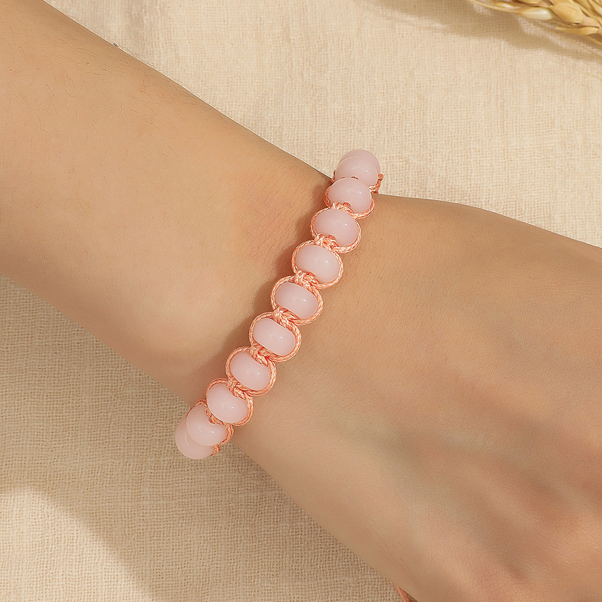 亚马逊跨境新款个性甜美粉色浅绳编织手链 粉色珠子串珠手串女