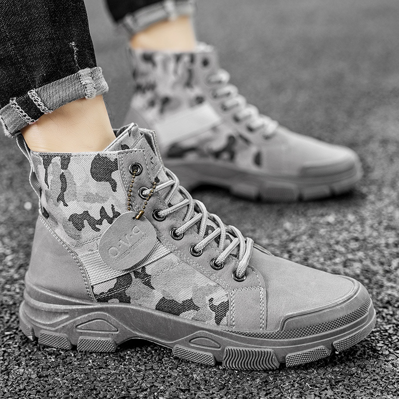 2020秋季流行迷彩潮流战狼运动休闲高帮马丁靴工装鞋男鞋户外鞋子