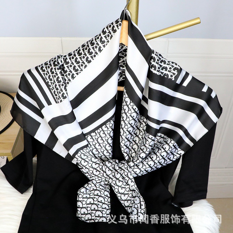 90cm Elegant Polka Dot Square Scarf Sunscreen Shawl Neck Cold-Proof Scarf Women's Elegant All-Match Scarf Gift Giving Presents