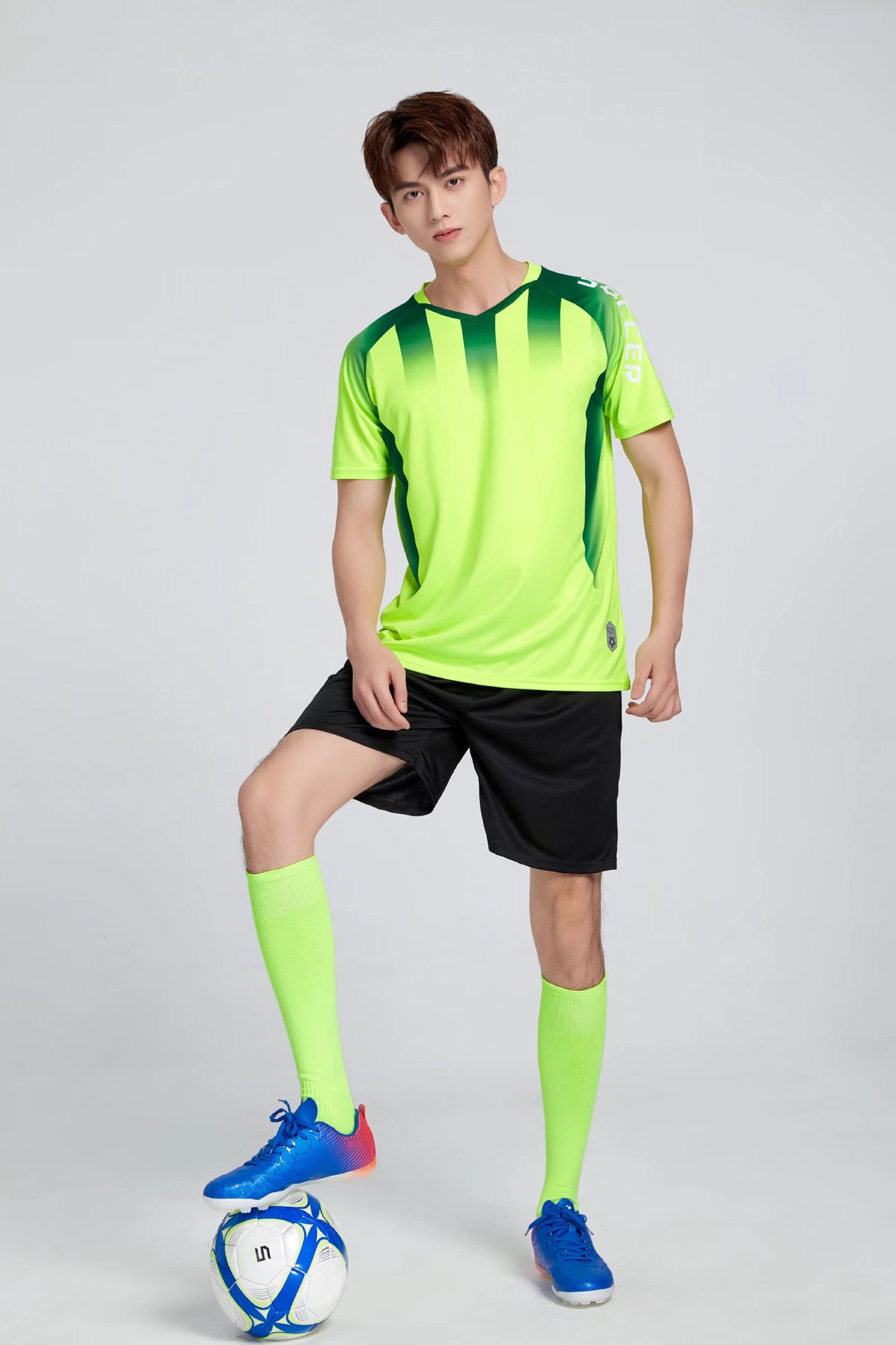 足球服套装男比赛训练队服印制球服儿童成人运动套装球衣足球男
