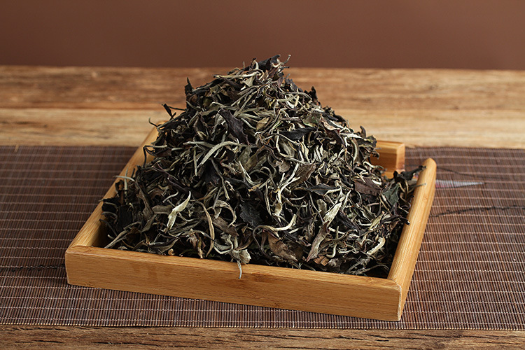 云南普洱生茶 景迈古树月光美人散茶 普洱茶 月光白 一芽二叶散装