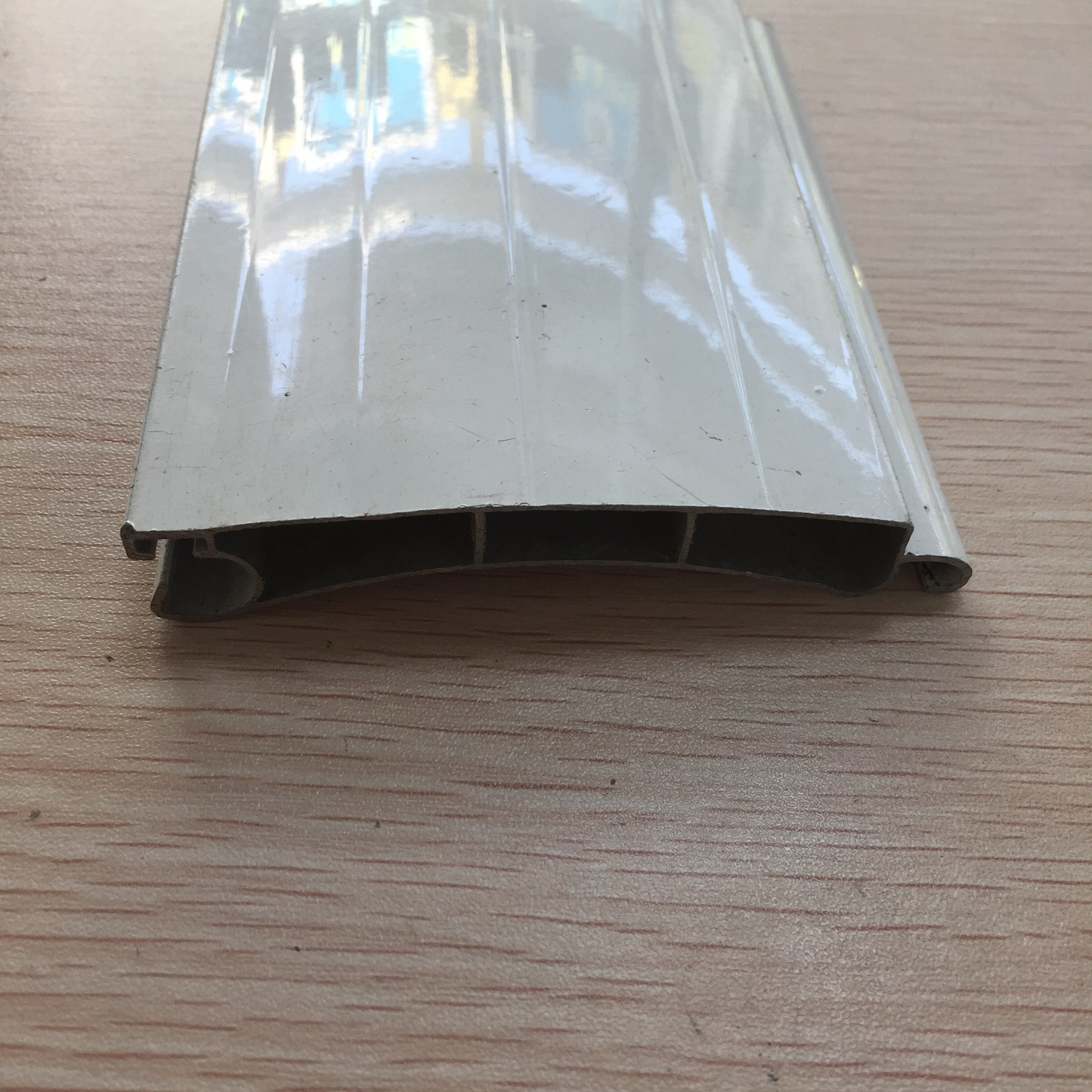 铝合金导槽底梁卷闸门