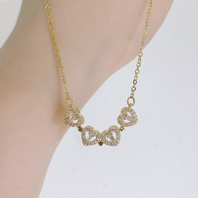 Multiple Ways to Wear Clover Titanium Steel Necklace Women's Design Sense High Sense Light Extravagant Love Heart Clavicle Chain Ins Tide Necklace