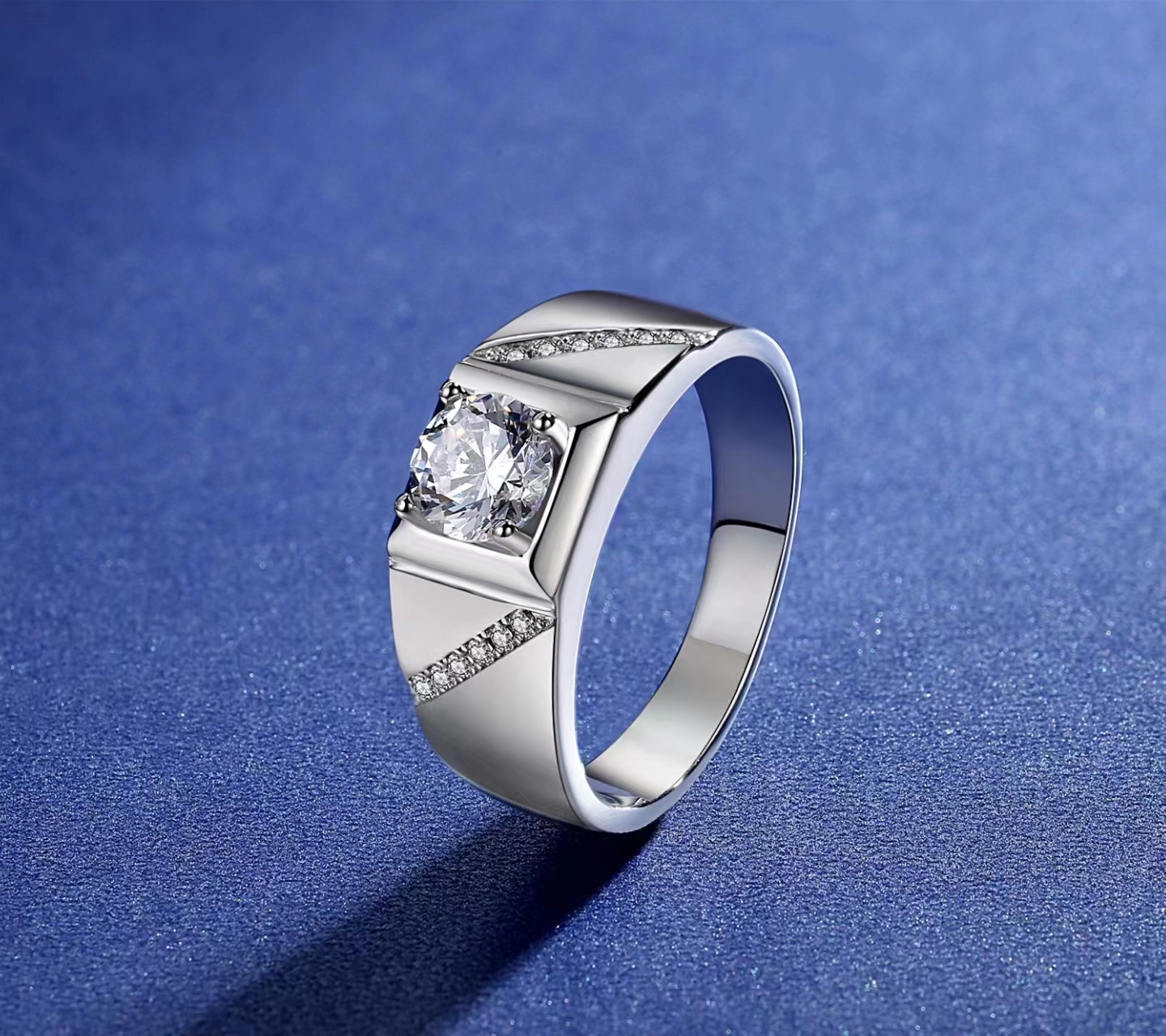 镀pt950铂金仿真钻石订婚活口戒指 八心八箭3a锆石莫桑石通灵男戒