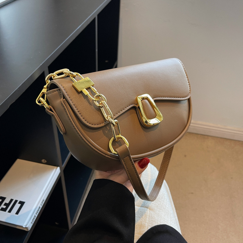 Retro Small Bags 2022 Winter New Ins Fashion Messenger Bag Texture Underarm Shoulder Simple Western Style Saddle Bag