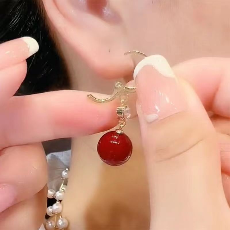 2023 Red New Style Earrings Jequirity Bean Earrings Female Senior Niche Design French Temperament Fashion Earrings