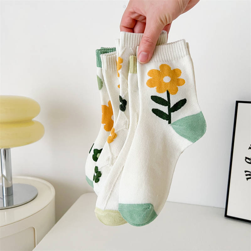 2023 Socks for Women Spring and Autumn New Ins Style Simple Fresh Solid Color Small Flower Women's Socks Middle Tube Student Korean Style Socks
