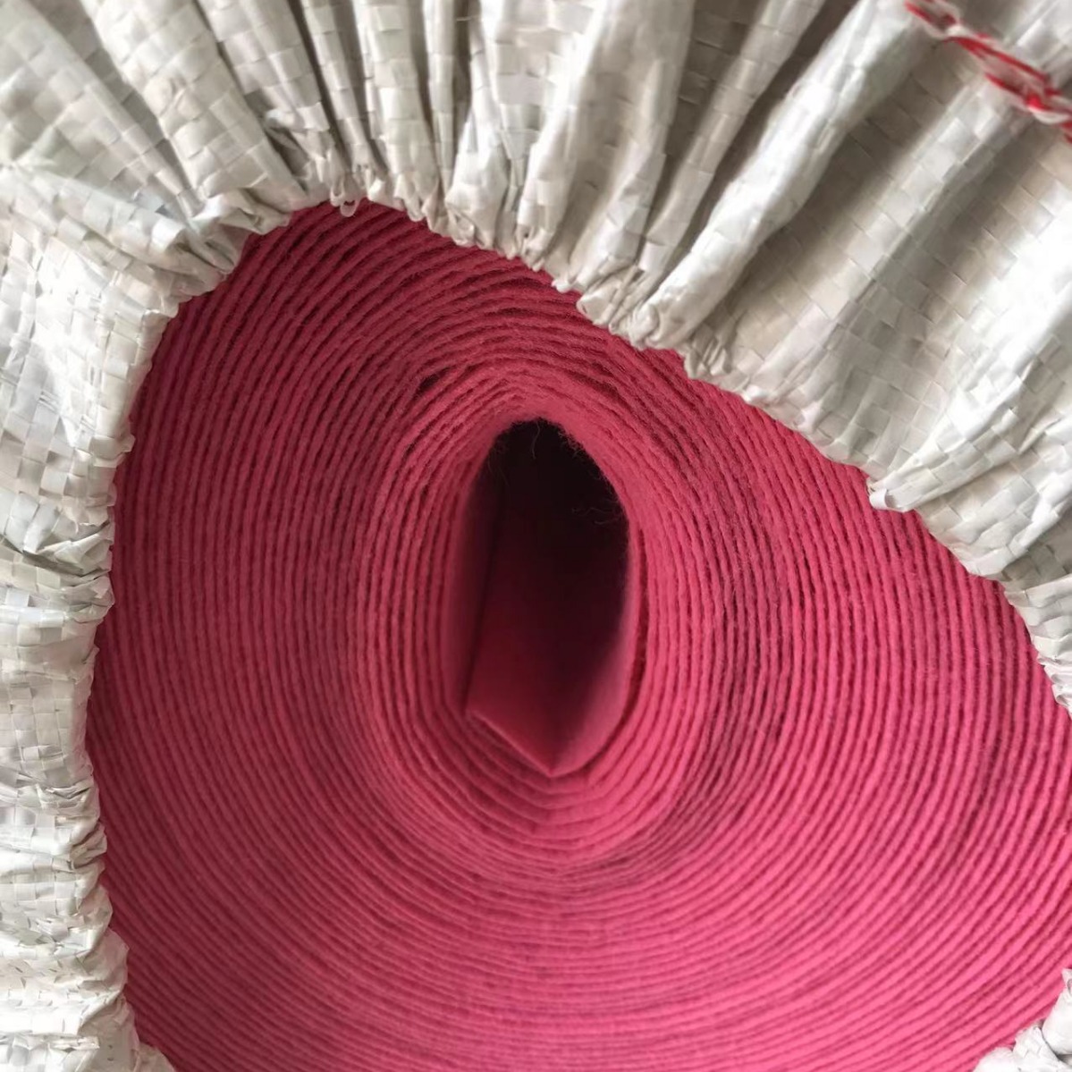 一次性地毯粉红色庆典开业红地毯展会平面地垫婚庆红色舞台地毯