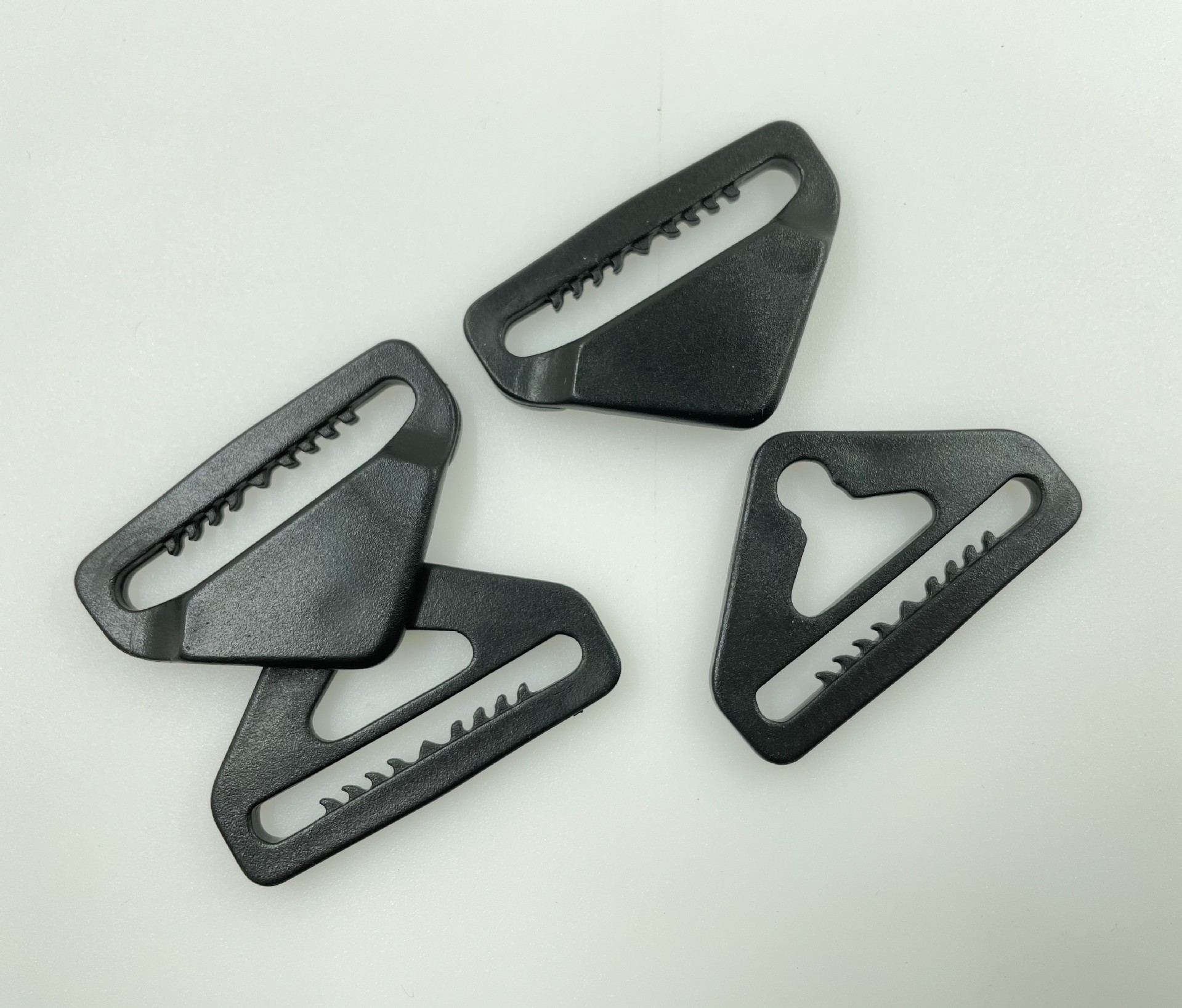 供应塑料插扣腰包扣反光衣腰带扣塑料卡扣旋转插扣品质保障