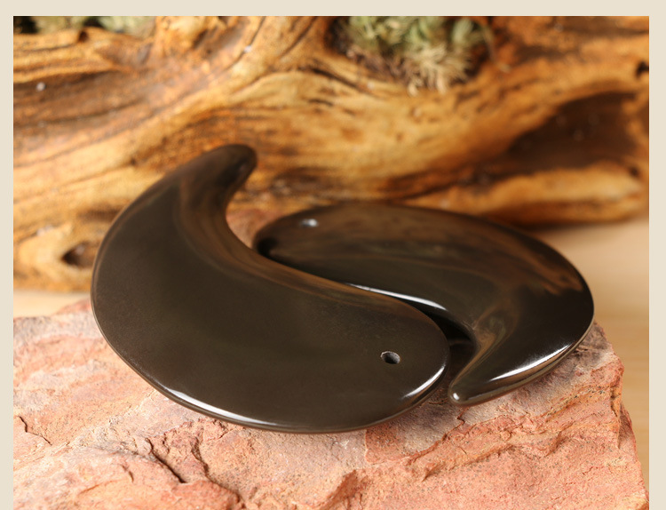 玄黄泗滨砭石面部太极板八卦阴阳鱼面部刮痧板点穴按摩砭石批发