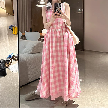 气质韩版时尚2024新款收腰长款u领浪漫少女感粉色格纹无袖背心裙