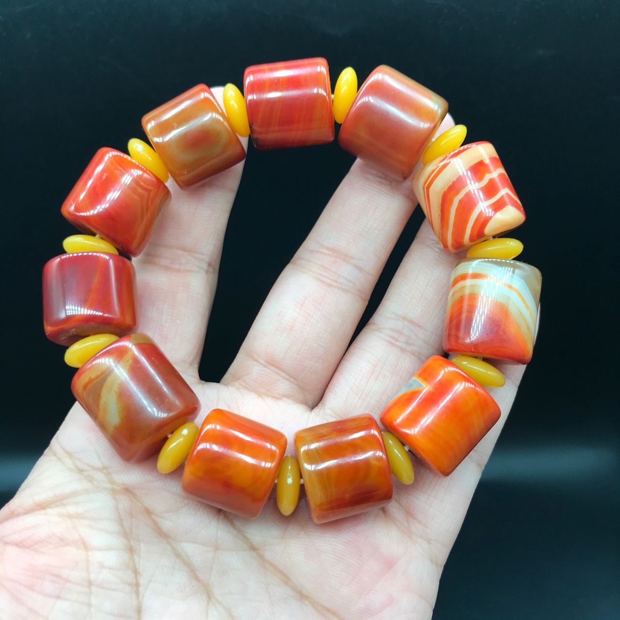 天然战国红玛瑙手链战国红缠丝玛瑙手串文玩桶珠饰品男款量大从优