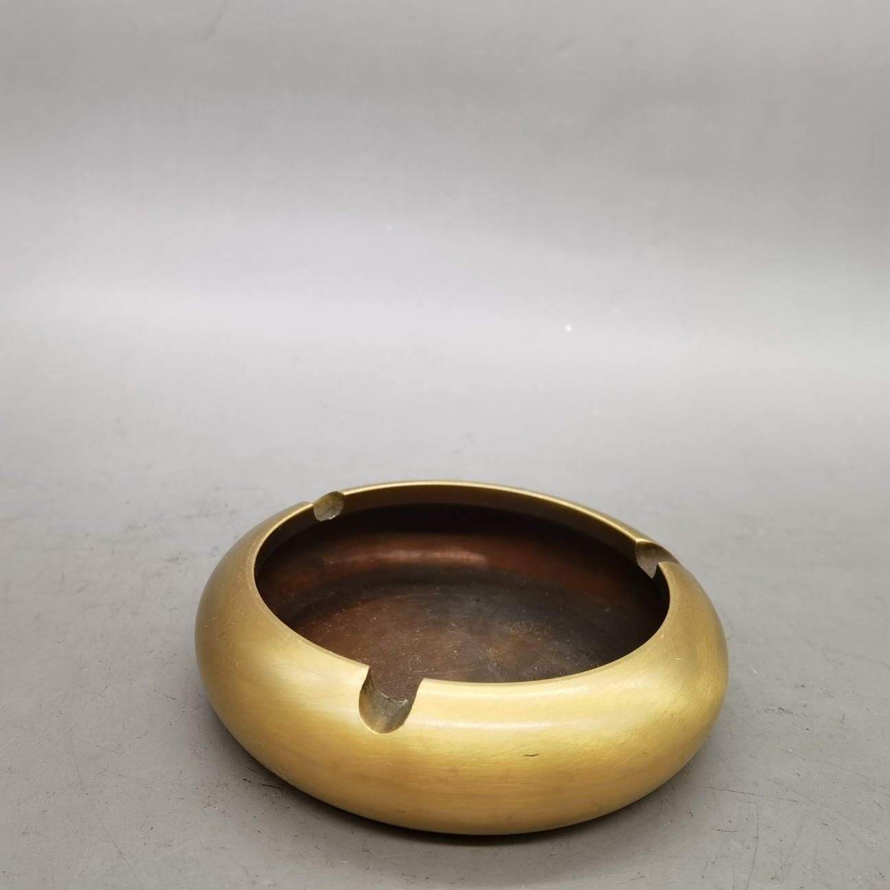 杂项古玩铜器批发收藏做旧工艺品黄铜烟灰缸铜缸居家客厅摆件