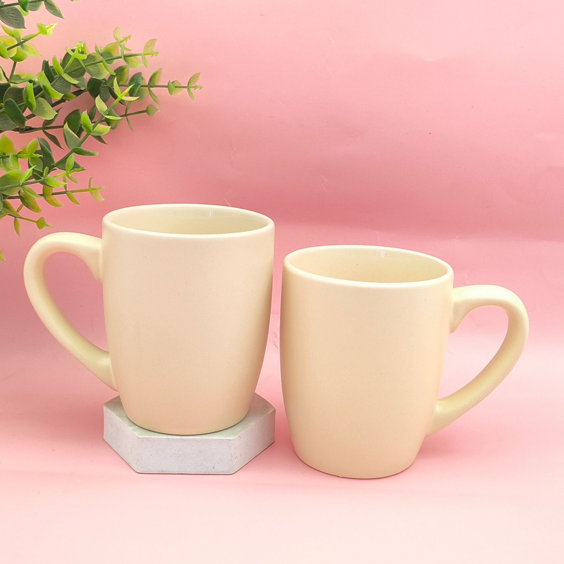 创意哑光米白陶瓷杯 腰鼓型马克杯定 制logo广告杯咖啡杯酒店水杯