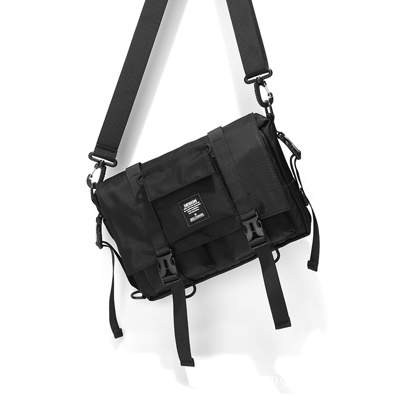 潮流时尚电脑双肩包猪鼻子个性背包男女学生通勤书包运动超轻户外