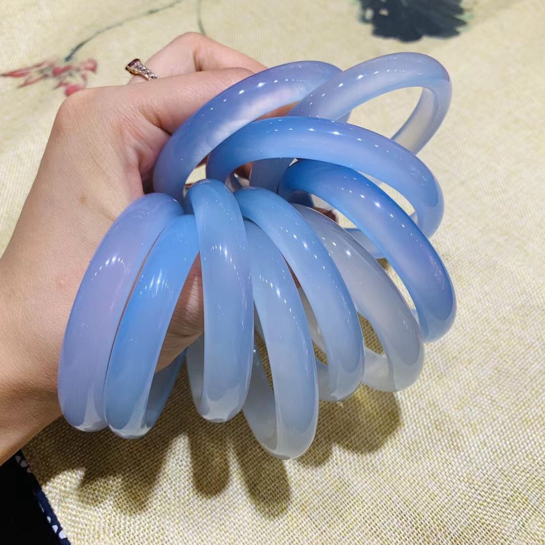 厂家批发 土耳其高冰蓝玉髓细条手镯 蓝玛瑙女士大气款玉镯饰品