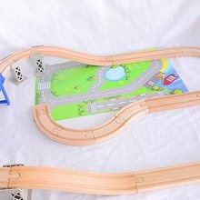 城市托马斯小火车木质轨道模型磁性玩具1-3岁男女宝木制玩具