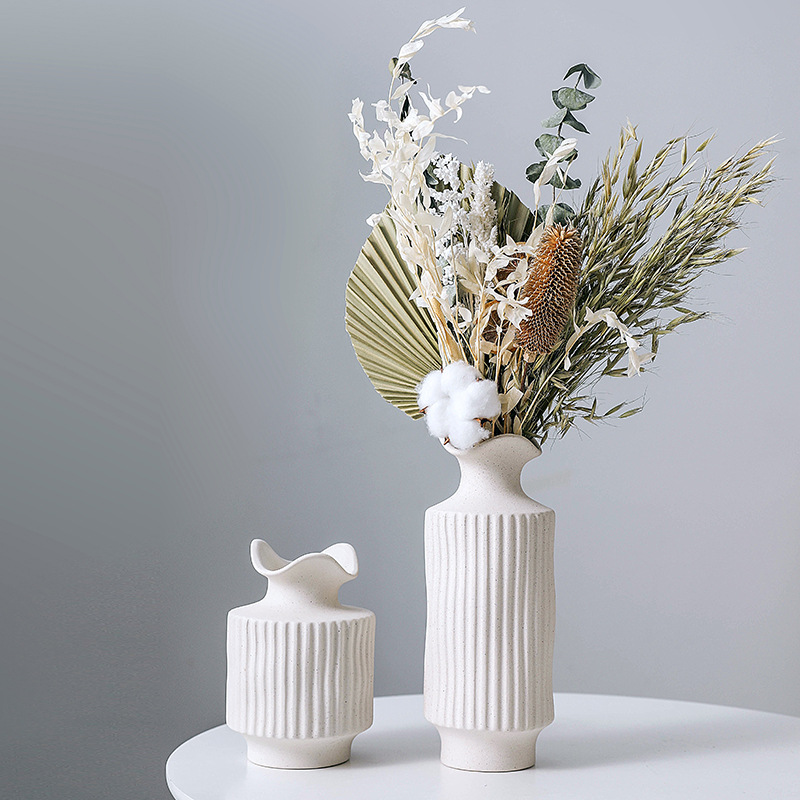 European-Style Ceramic Vase Simple Home Decoration White Light Luxury Creative Flower Arrangement Wholesale Amazon Nordic
