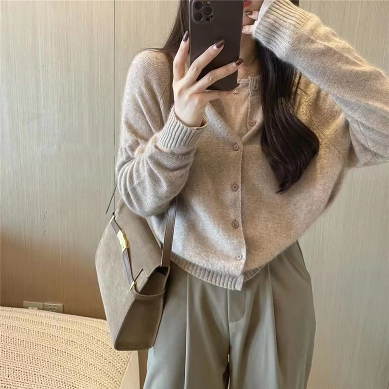 24 Spring and Autumn Cashmere Cardigan Women's Loose Short Sweater Coat Soft Glutinous Sweater All-Matching Graceful Slimming Women Clothes