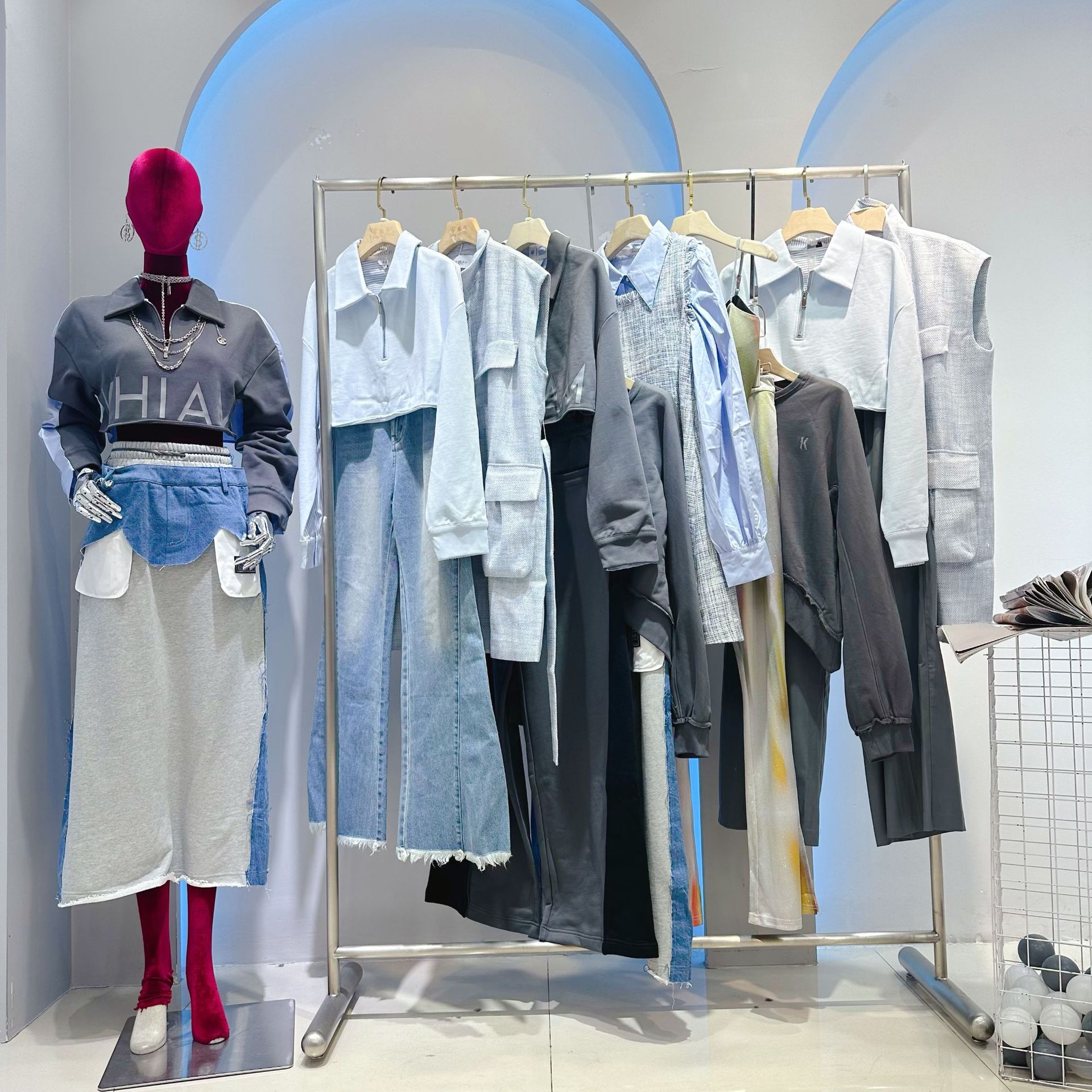 品牌折扣女装批发直播货源四季青广州十三行源头服装