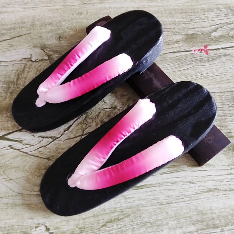 Factory Sales Japanese Style Flip-Flops Burnt Tong Student Dance Clogs Flat Angle Sandals Children Camera Shooting Clog