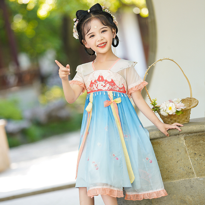 古装小女孩图片