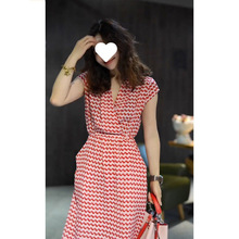 2024夏季新款法式茶歇长裙别致小众独气质红色条纹连衣裙