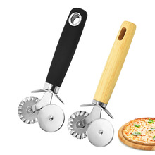 不锈钢双轮披萨刀 滚轮披萨刀木柄 切薄饼刀介饼刀烘焙切披萨工具