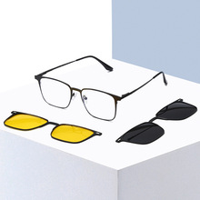 偏光太阳镜套镜2024新款男士磁吸墨镜网红款可配度数近视眼镜框架