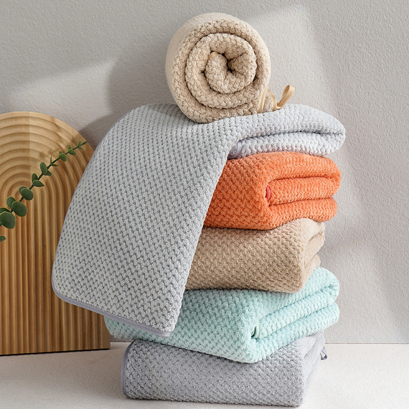 浴巾珊瑚绒吸水浴巾精编成人沙滩巾加厚速干珊瑚绒浴巾沙滩巾