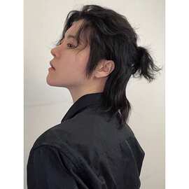 武士头假发男日系少年感中分刘海酷帅狼尾鲻鱼头修脸cos整顶发套