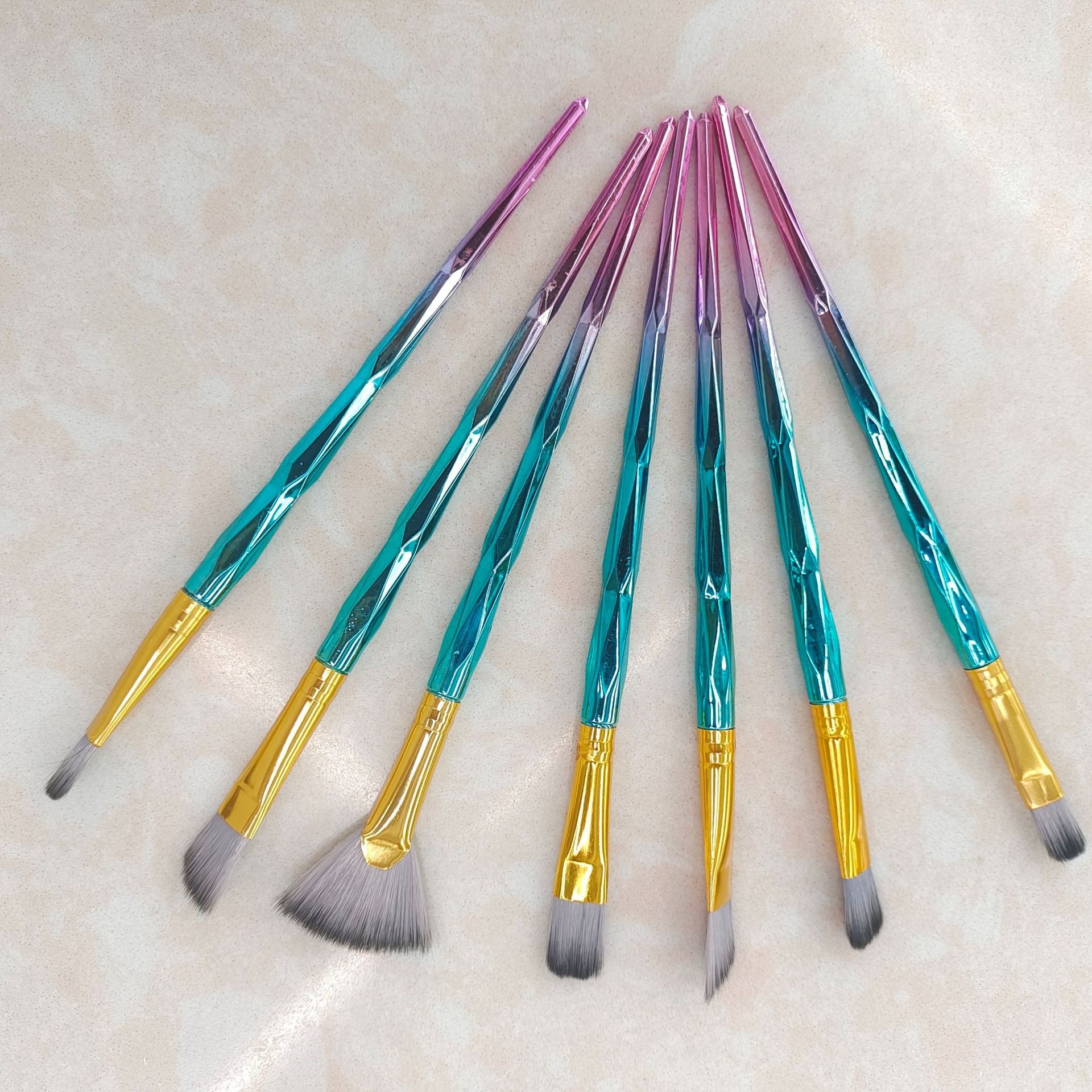 跨境渐变色尼龙毛炫彩画笔组合套装 水彩七彩油画笔美术彩绘用品