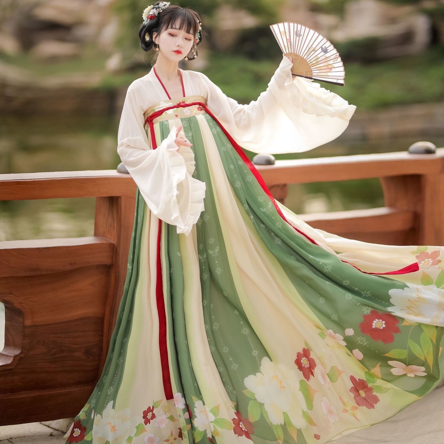 6米裙摆 汉元素齐胸襦裙套装正品汉服女印花春夏秋款