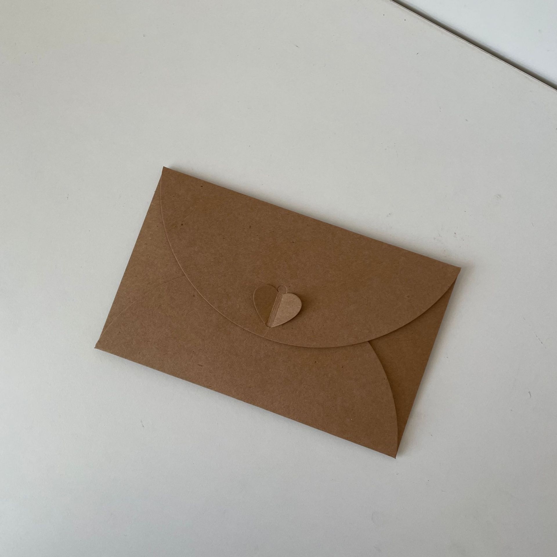 复古欧式爱心扣信封 diy牛皮纸信封 创意心心扣装饰浪漫情书信封