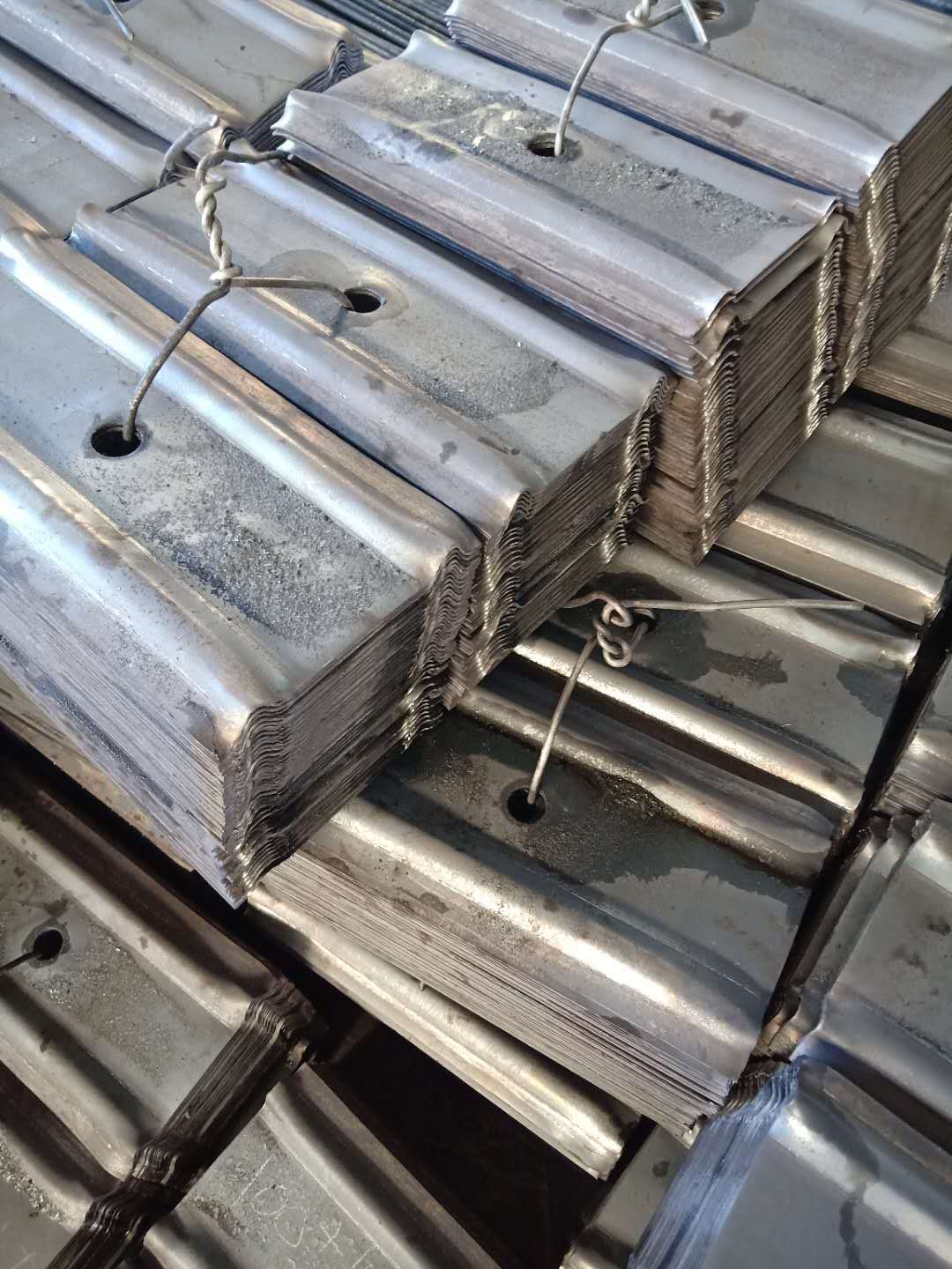 钢带w钢带 矿用钢带 井下支护钢带 煤矿钢带 可加工定制