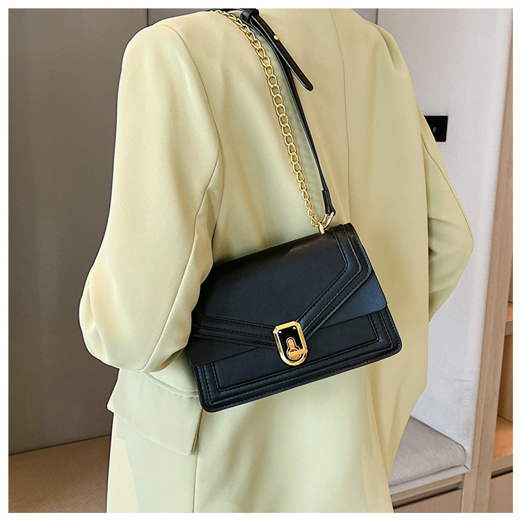 2023 Summer New Fashion Chain Shoulder Bag Contrast Color Texture Crossbody Small Square Bag