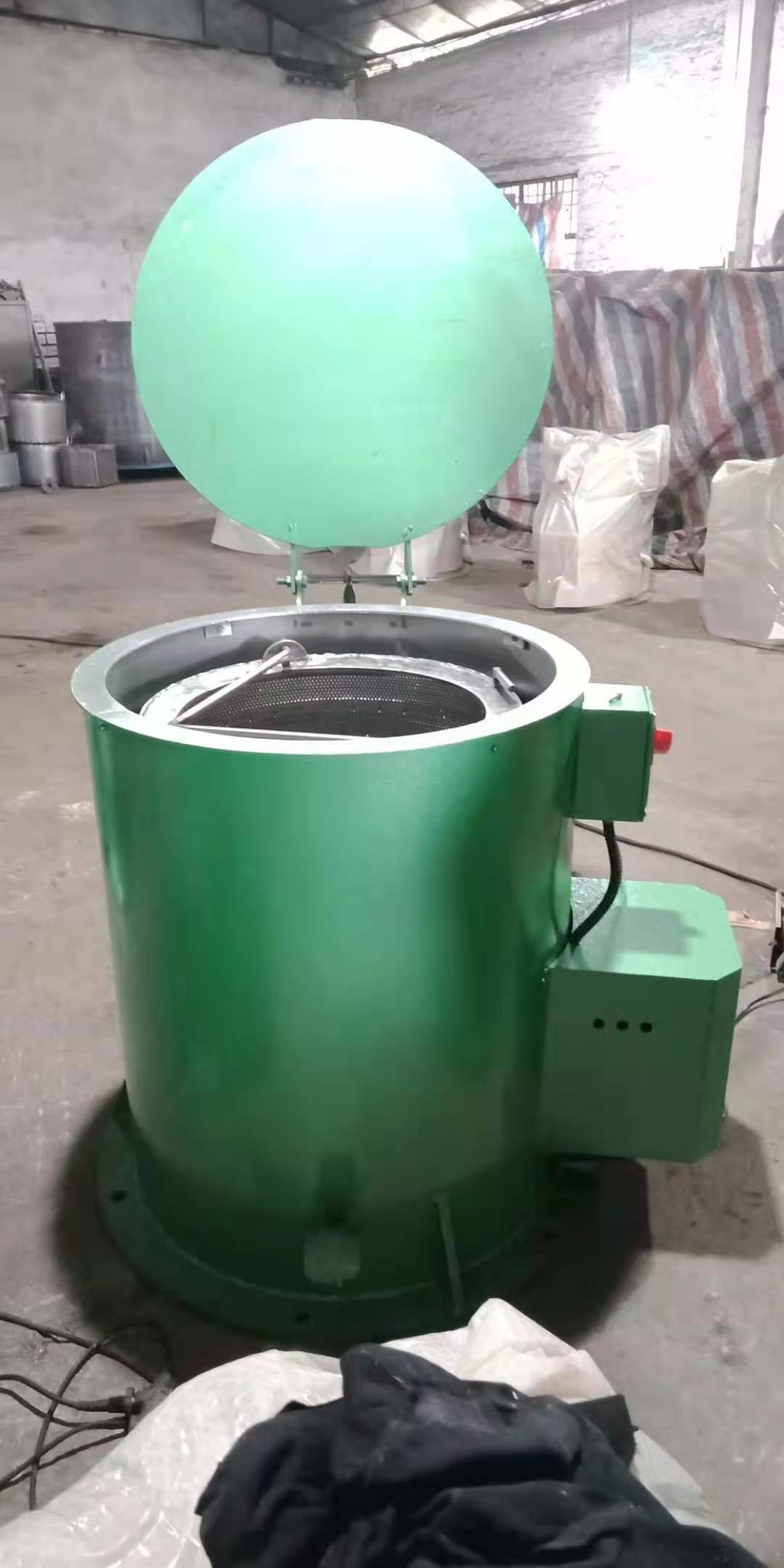 供应大型底部卸料离心机,离心脱水机 脱油机(非标定制)-阿里巴巴