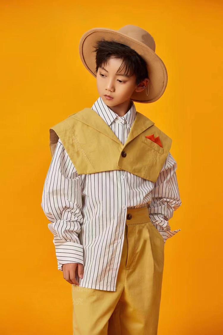 新款儿童摄影服饰拍照服装韩版影楼童装大男孩艺术照写真衣服秋装