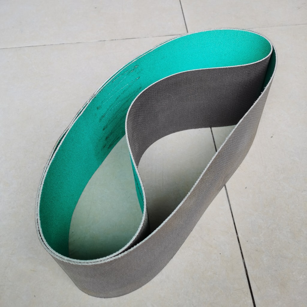 重型轧辊从粗磨到镜面抛光的全程作业,避免了传统工艺中使用砂轮粗磨