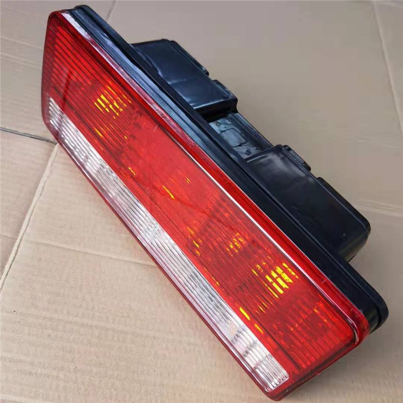 适配华菱后尾灯总成重卡搅拌自卸车华菱之星日款华林刹车转向倒车