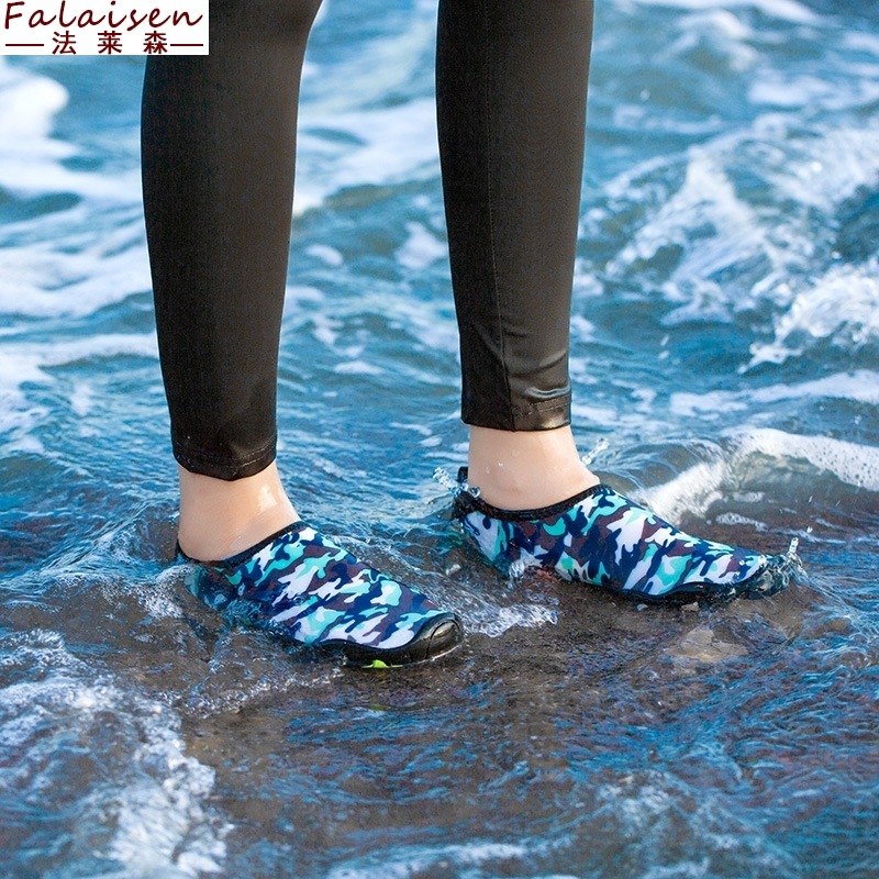 情侣鞋一男一女俩双贴服裹脚布鞋海边穿的鞋游泳教练鞋情吕娃子鞋
