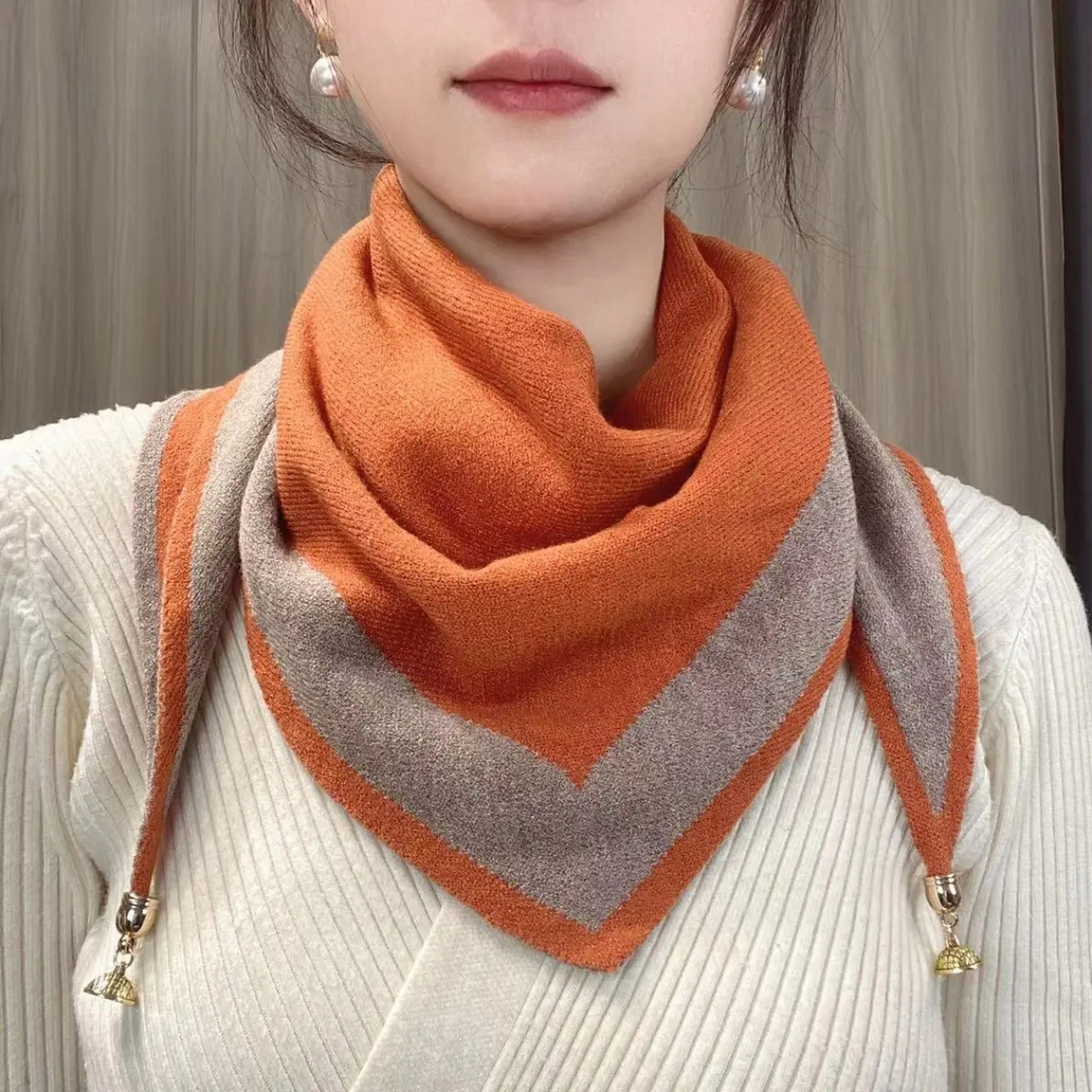 纯色针织领巾三角披肩护颈椎保暖围脖双面装饰磁吸扣围巾女秋冬季