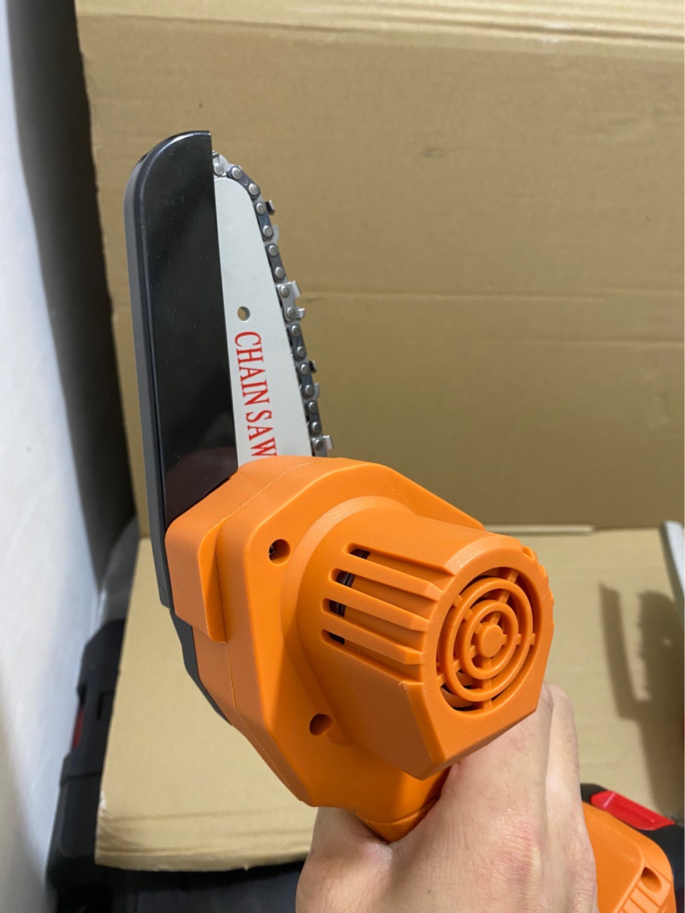 迷你4寸电链锯充电式电锯伐木砍树家用小型手持手提锂电锯电动锯