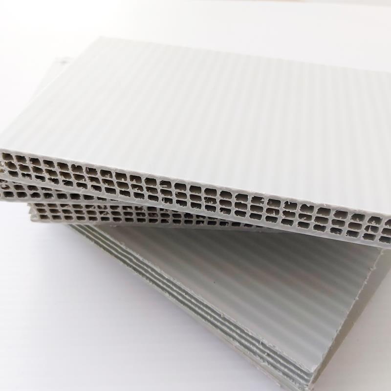 pvc发泡建筑模板厂家新型建筑模板可回收共挤聚丙烯中空塑料模板