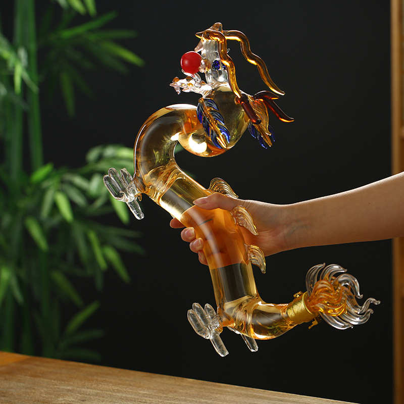 生肖龙形泡酒器创意玻璃瓶盛酒器工艺品玻璃酒瓶高硼硅玻璃瓶摆件